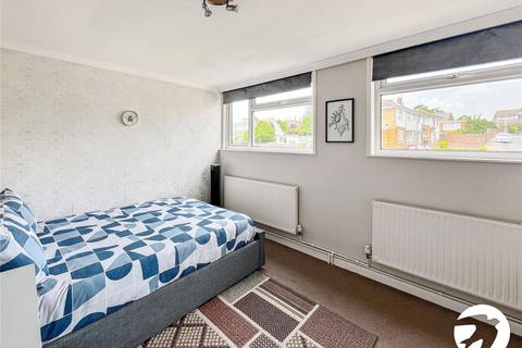 23 Hillshaw Crescent, Rochester, ME2 2PS