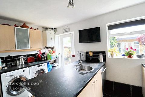 10 Brooklands Drive, Leftwich, Northwich, CW9 8EN