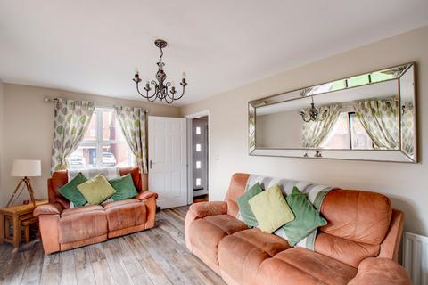 33 Bickon Drive, Quarry Bank, Brierley Hill, DY5 2JF