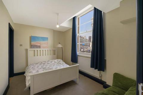 undefined, Warwick Way, London, SW1V