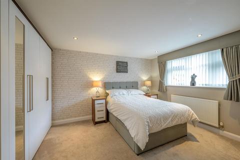 2 Clent View Road, Stourbridge, DY8 3JE