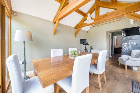 3 Eastfields, Witley, Godalming, GU8 5NE