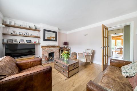 3 Eastfields, Witley, Godalming, GU8 5NE