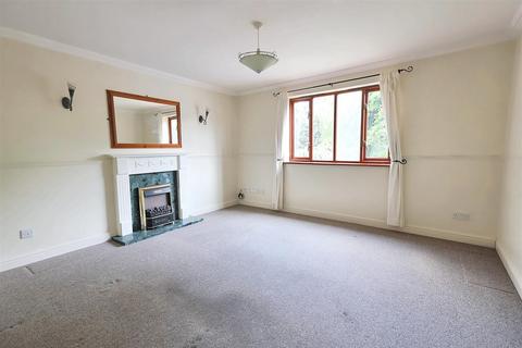 2 bedroom flat for sale, Black Swan Close, Woodthorpe, Nottingham