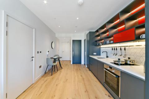 Studio for sale, Corson House, London City Island, E14