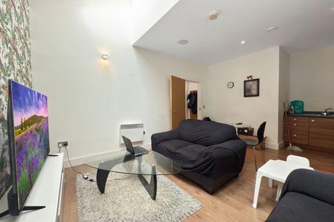 2 bedroom duplex for sale, Central Way, Warrington WA2