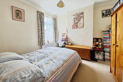 2 Albert Street, Thorne, Doncaster, DN8 5JN