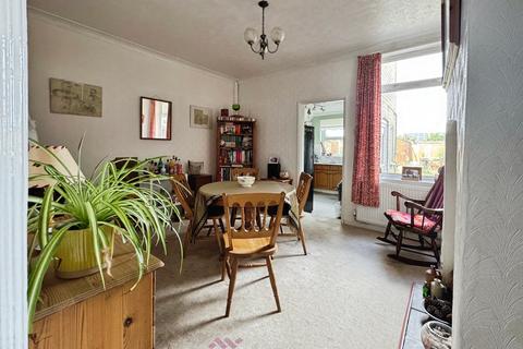 2 Albert Street, Thorne, Doncaster, DN8 5JN