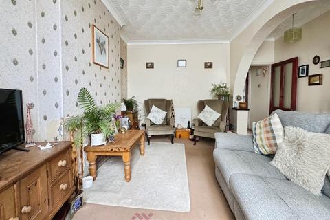 2 Albert Street, Thorne, Doncaster, DN8 5JN