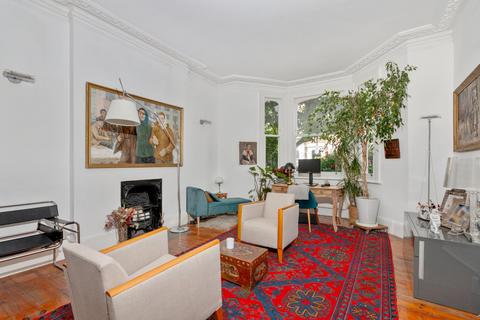 5 bedroom end of terrace house for sale, Frithville Gardens, London W12