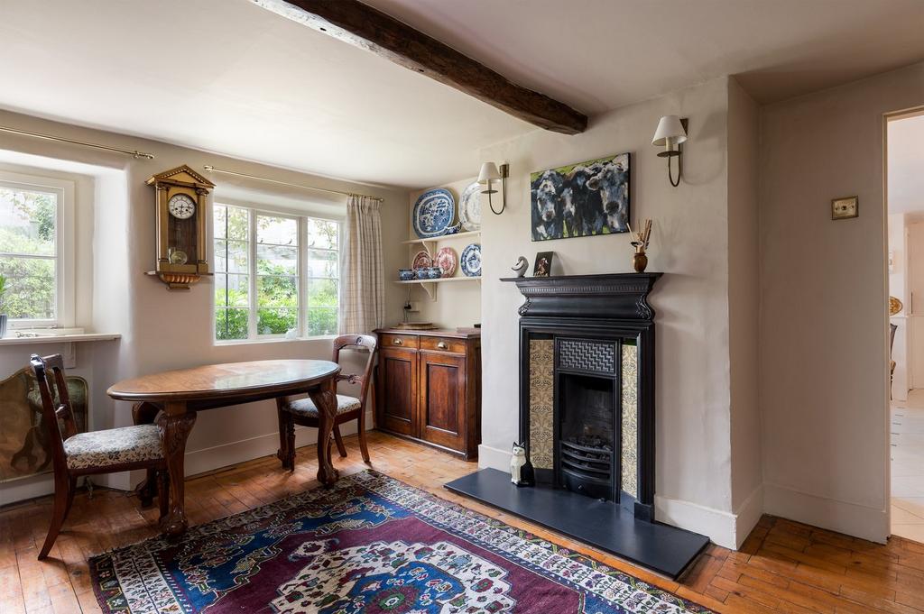 Breakfast Room