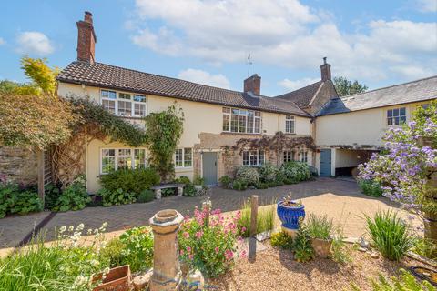undefined, High Street, Harrold, Bedfordshire, MK43