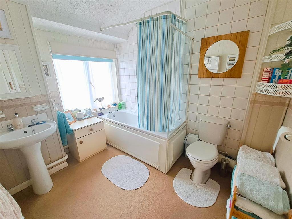 First Floor Bathroom