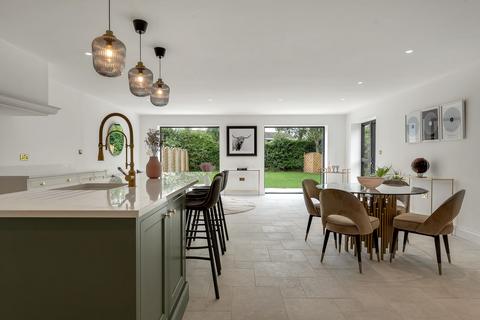 5 bedroom detached house for sale, Nanpantan Road, Loughborough LE11
