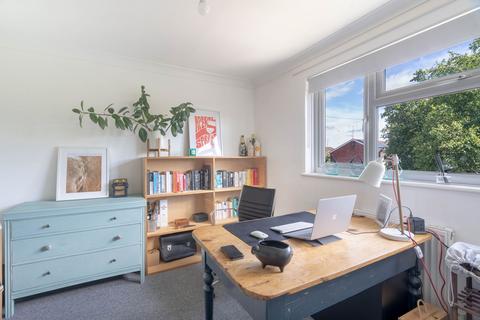 37 Cliveden Close, Cambridge, CB4 3LX