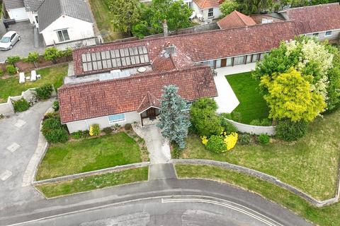 4 bedroom detached house for sale, STREET. Great style. Very spacious 3,000 sq.ft. +