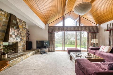 4 bedroom detached house for sale, STREET. Great style. Very spacious 3,000 sq.ft. +