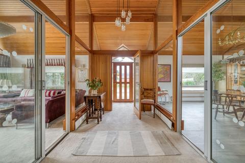 4 bedroom detached house for sale, STREET. Great style. Very spacious 3,000 sq.ft. +
