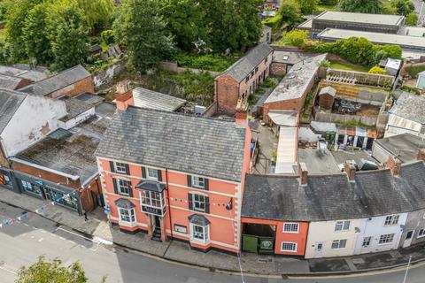 9 bedroom house for sale, Cross Street, Ellesmere.