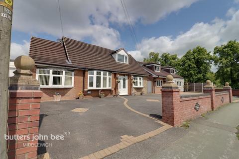 4 bedroom detached bungalow for sale, Middlewich CW10