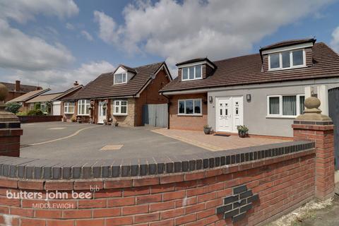 4 bedroom detached bungalow for sale, Middlewich CW10
