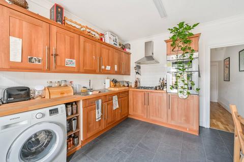 1 bedroom flat to rent, Ulverston Road, Walthamstow, London, E17