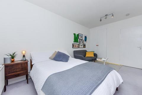 Studio for sale, Markwell Close, London