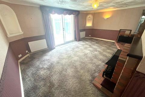 2 bedroom detached bungalow for sale, Brixey Close, Parkstone