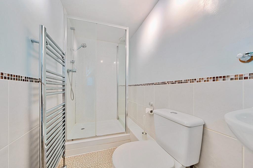 2b Shower Room