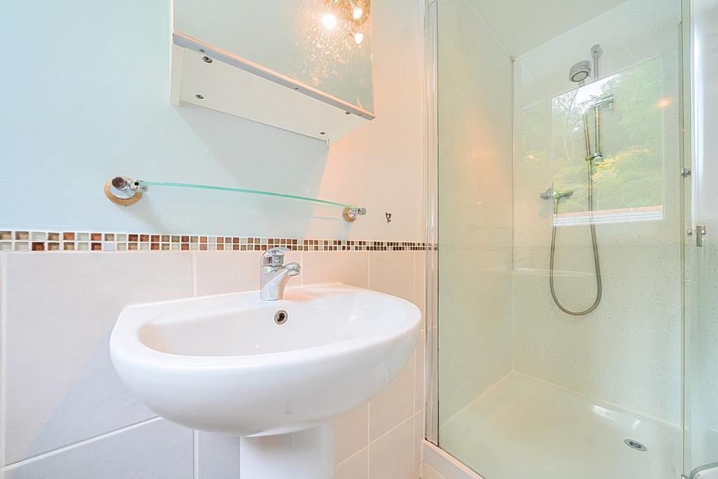 2b Shower Room