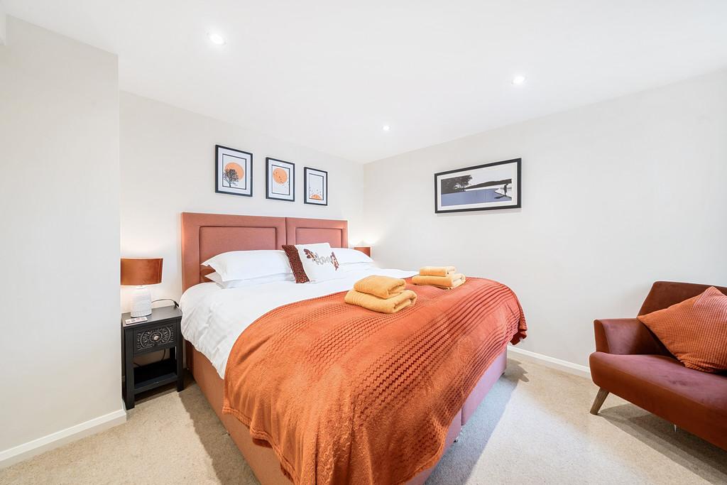 Swirl How - Double Room