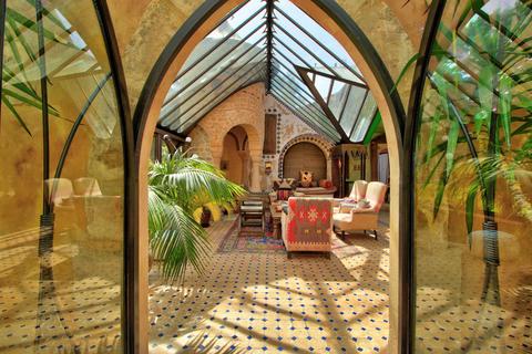7 bedroom detached house for sale, Hurst, Reading RG10