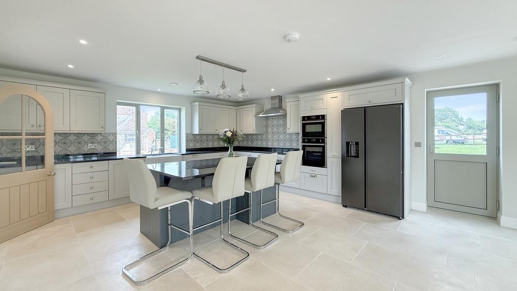 Kitchen/family room
