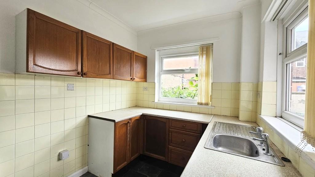 Kitchen 2