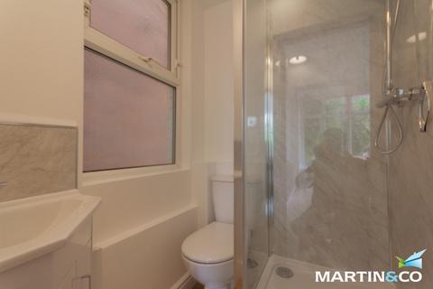 Studio to rent, Middleton Hall Road, Kings Norton, B30