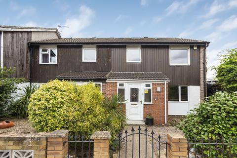 5 bedroom end of terrace house to rent, Vicarage Lane, Stratford E15