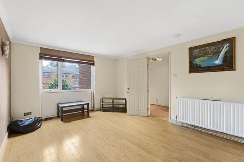 5 bedroom end of terrace house to rent, Vicarage Lane, Stratford E15