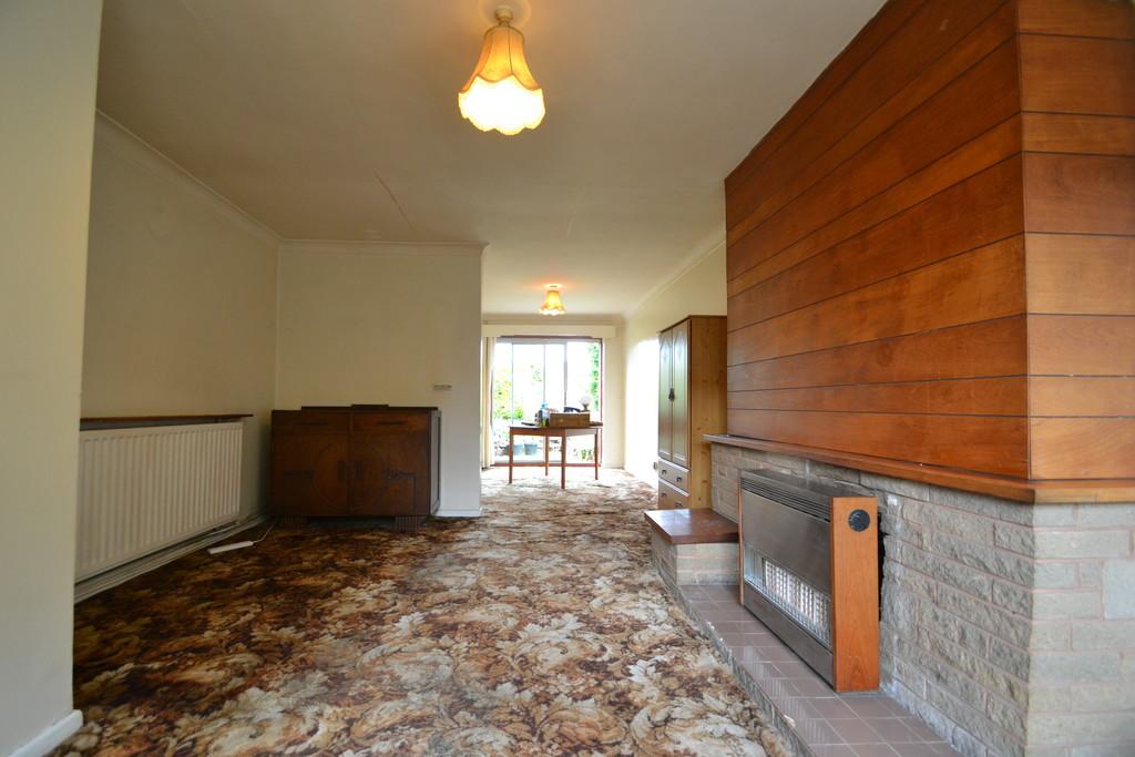 Lounge and Dining Area