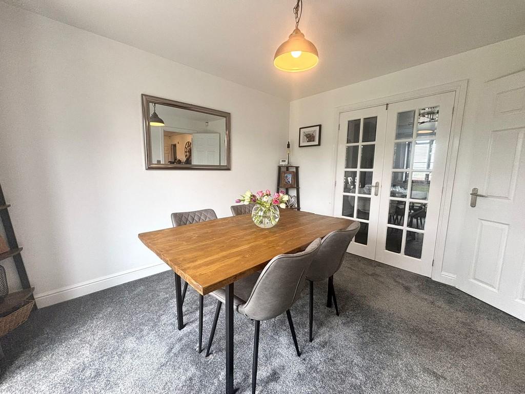 Dining room 2