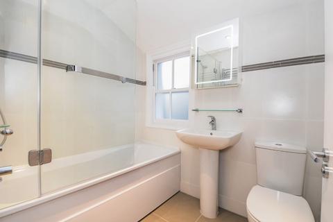 1 bedroom flat to rent, Pendrell Road, Brockley, London, SE4
