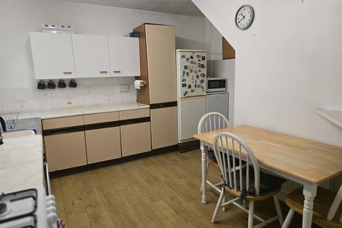 3 bedroom semi-detached house for sale, Gibbon Drive, Lostock Gralam, Northwich