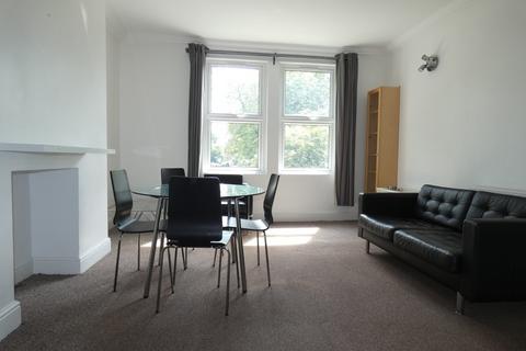 3 bedroom flat for sale, Trinity Road, London N22