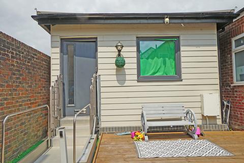 2 bedroom apartment for sale, West Street, Fareham PO16