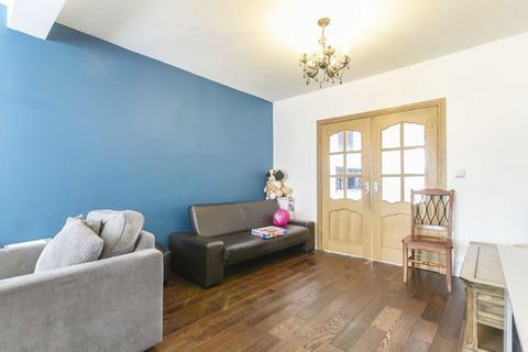 6 bedroom house to rent, Manor Farm Road, Wembley HA0