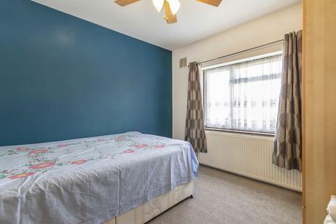 6 bedroom house to rent, Manor Farm Road, Wembley HA0