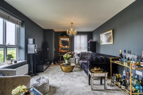 2 bedroom apartment for sale, HERON HOUSE, SWINDON SN1