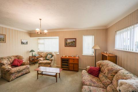 undefined, Roslyn Close, St Austell, PL25