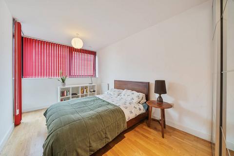 2 bedroom flat for sale, Amelia Street, Elephant and Castle, London, SE17