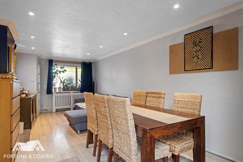 3 bedroom terraced house for sale, The Downs, Harlow