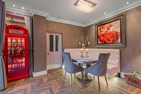 undefined, St. Albans Street, The Royal Mews, Windsor, Berkshire